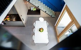 Max Lodging Serviced Apartments